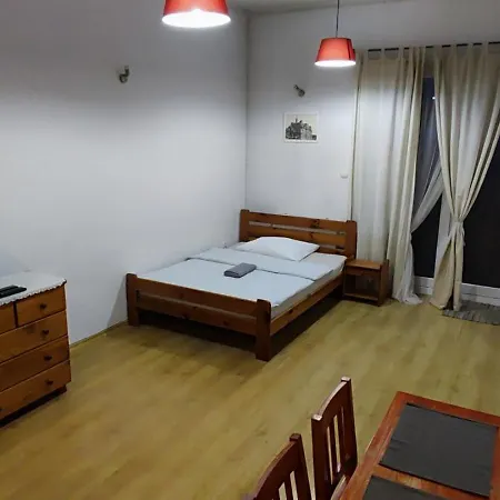 Keisa Apartrooms *